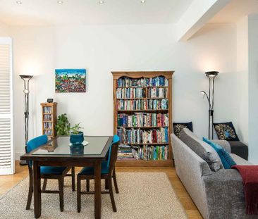 4 bedroom terraced house to rent - Photo 2