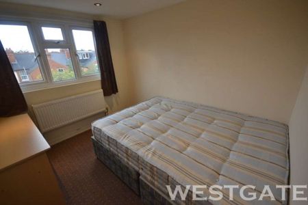 7 Bed - Norris Road, Uni Area - Photo 2