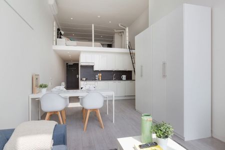 Appartement te huur: Koningin Wilhelminaplein 29-R19 1062 HJ Amsterdam - Photo 2