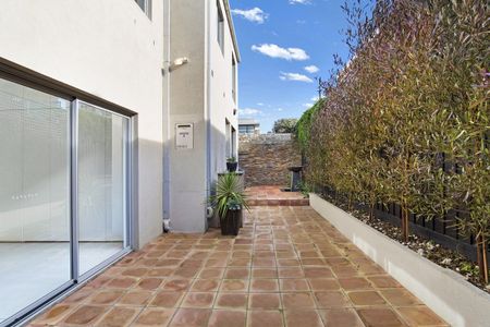 Thinking of selling? Contact our agent - Photo 5