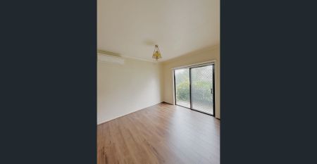 Spacious Family Home - Photo 4