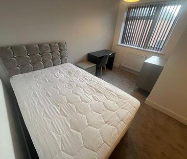 1 bedroom house of multiple occupation to rent - Photo 1