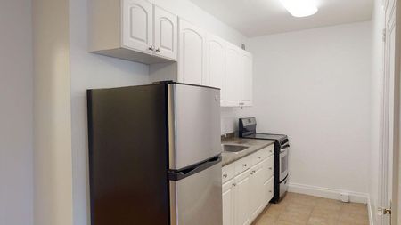 235 Charlotte St - Photo 5