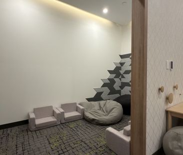 For Lease - 1037 THE QUEENSWAY Avenue Unit# 411, Toronto, Ontario - Photo 1