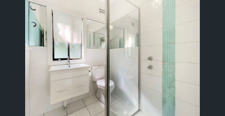 Comfortable 3-Bedroom Living - Photo 4