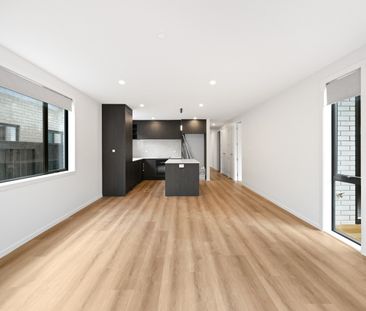 Welcome to your next chapter in refined, contemporary living. - Photo 2