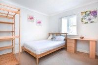 2 bed Apartment - To Let - Photo 5