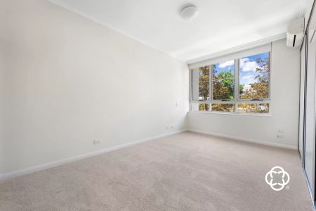 489/33 Hill Road, 2127, Wentworth Point Nsw - Photo 3