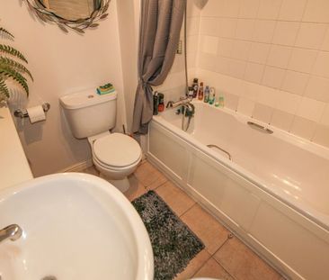 Fawn Crescent, Hedge End, Southampton - Photo 6