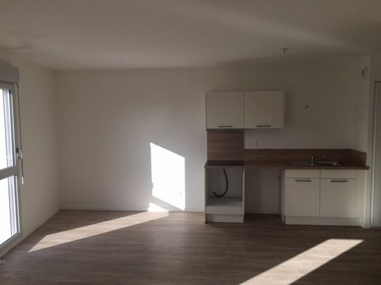 Location Appartement 3 pièces 64m² JOUE LES TOURS 37300 - Photo 1