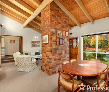 Timeless Family Home - Photo 3