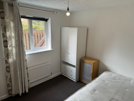 2 Bed Flat, Chorlton Road, M15 - Photo 3