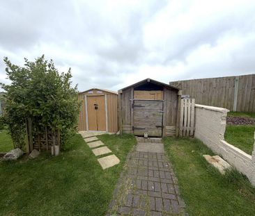 2 bedroom bungalow to rent - Photo 2