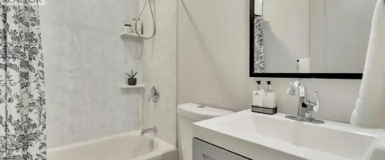 1904 Olive | 1904 Olive, Windsor - Photo 1