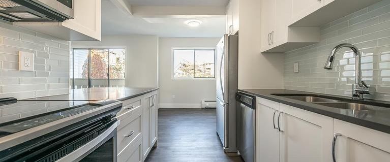 Sir Francis Drake Apartments | 335 337 St. James St, Victoria - Photo 1