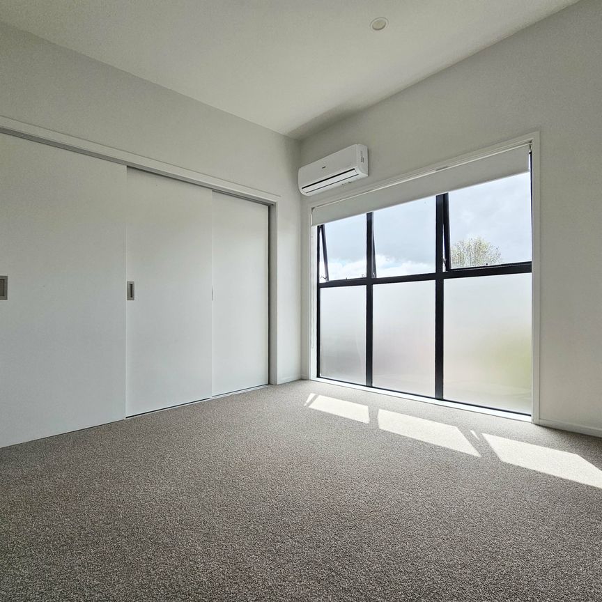 Opaheke, 2 bedrooms - Photo 1