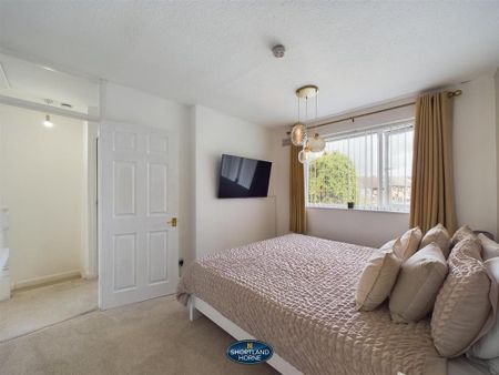 3 bedroom end of terrace house to rent - Photo 4