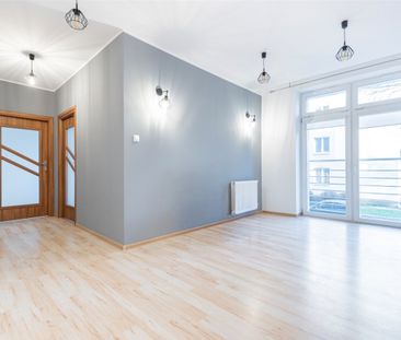 Komfortowe Mieszkanie na Bałutach – 3 pokoje, 1piętro, do własnego ... - Фото 1