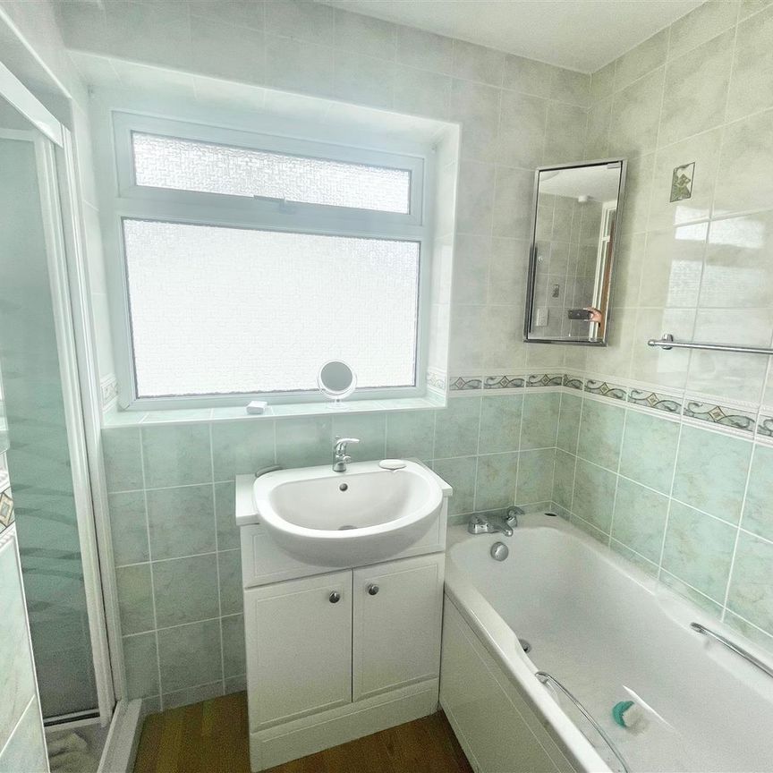 Plymstock, Plymouth - Photo 1