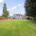 6 bedroom detached house to rent - Photo 1