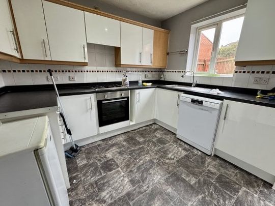 Oakwood Road, Leicester, LE4 - Photo 1