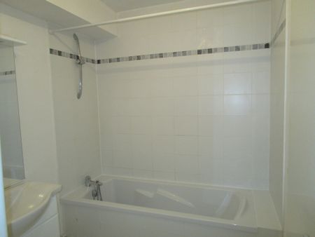 Appartement RUE SAINT JEAN CESAREE - Photo 4