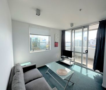 Centrally located Fully Furnished 1 bedroom apartment - Photo 3