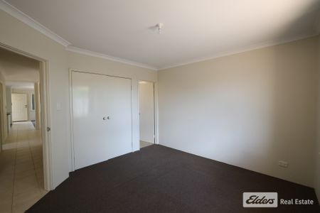 10B Frome Way - Photo 2