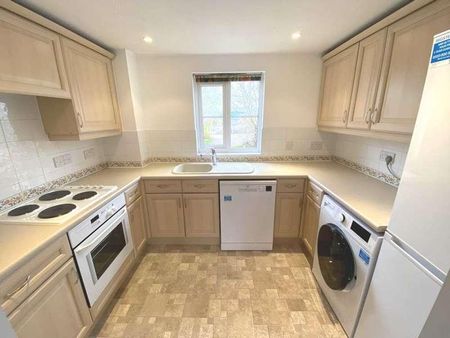 Kensington Way, Borehamwood, WD6 - Photo 4