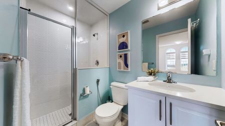 For Lease - 76 Auckland Drive, Whitby, Ontario - Photo 4