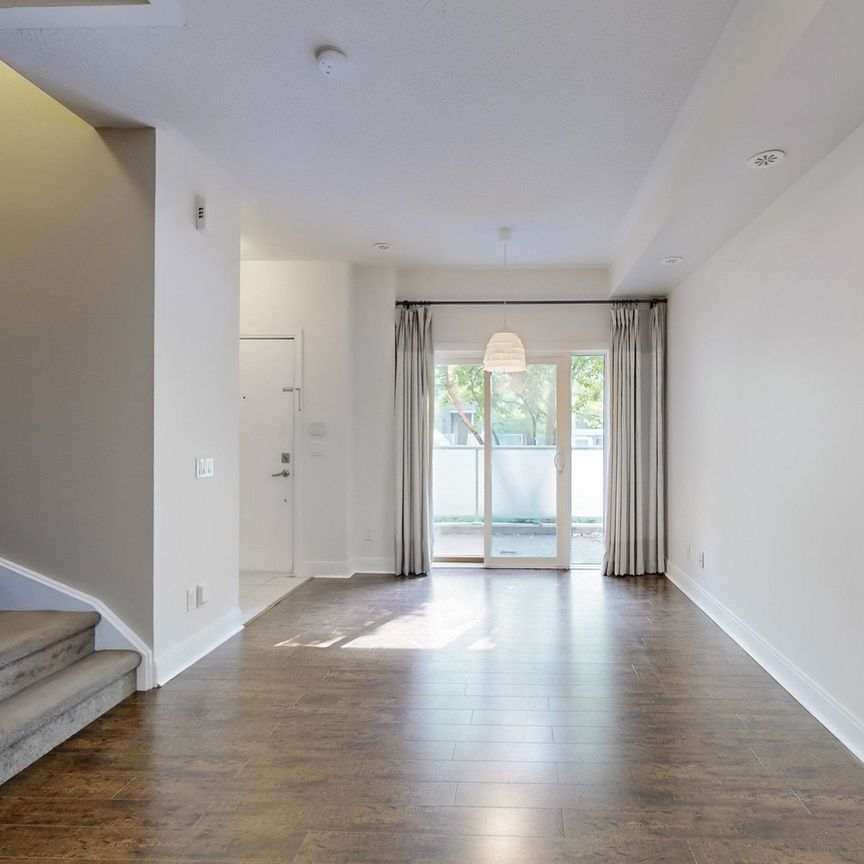 For Lease - 315 Village Green Square Unit# 50, Toronto, Ontario - Photo 1