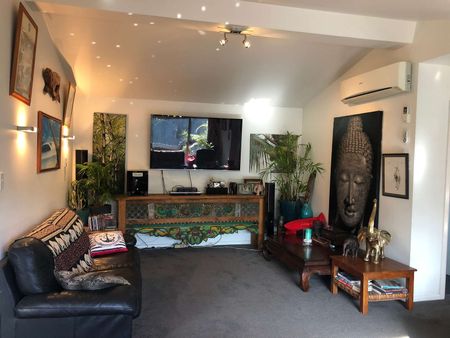 Great 2 Bedroom Mount Location! - Photo 3