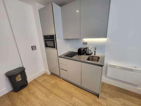 Felt House, Larporte Way, LU4 - Photo 2