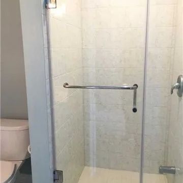 Detached Home For Lease | W9048314 - Photo 1