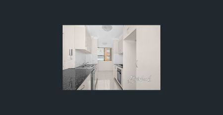 Two-Bedroom Apartment in a Convenient Location - Photo 2