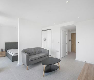 Studio to rent - Photo 2