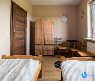 12-pokoi, 12-łazienek, 3-kuchnie, parking, Rybitwy - Zdjęcie 5