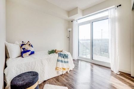 2093 Fairview Street #502 - Photo 4