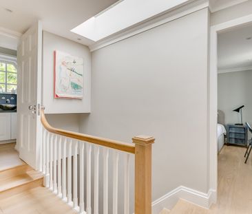 Belgrave Place, Belgravia SW1X - Photo 2