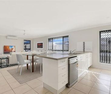 26 Orangeberry Circuit, Mount Low QLD 4818 - House For Rent | Domain - Photo 3