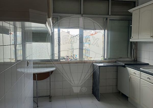 Apartamento T2 em Lisboa