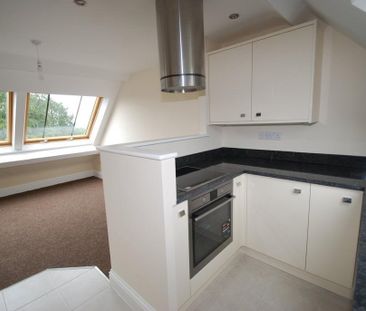 3 bedroom apartment to rent - Photo 5