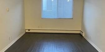 Studio Available in the Heart of East Van! - Photo 2