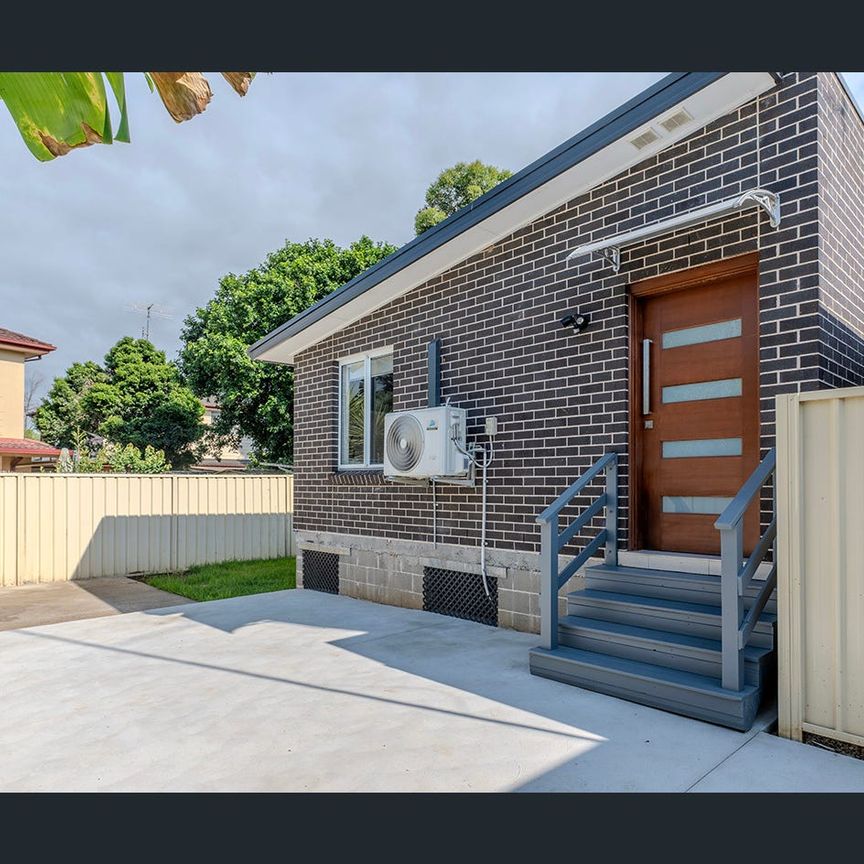 Stunning Granny Flat - Photo 1