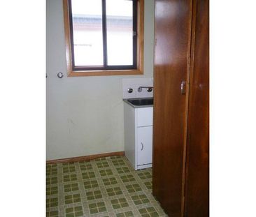 Very Spacious Unit! - Photo 5