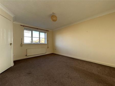 3 bedroom end of terrace house to rent - Photo 3