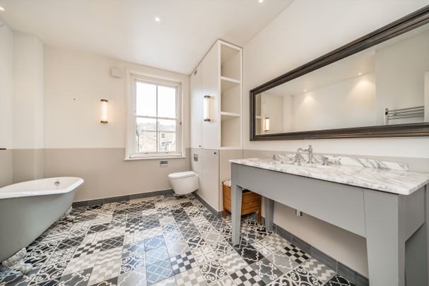 Sirdar Road, Holland Park, W11, London - Photo 1