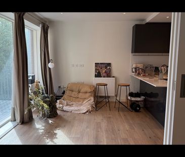 Studio Flat, Blenheim Mansions, N8 - Photo 1