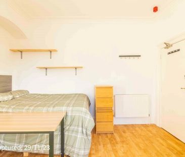 Flat 2, 33 Portland Street - Photo 6