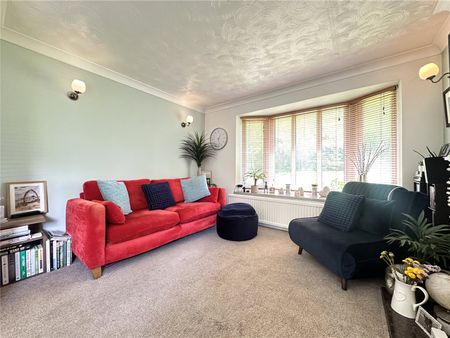 7, Shadwell Lane, Leeds, West Yorkshire, LS17 6DP - Photo 4